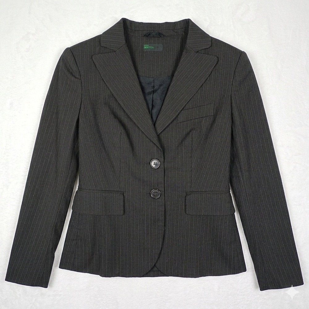 Stile Benetton Womens Pinstripe Blazer‎ Jacket Charcoal Grey 2 Button Size 38 IT